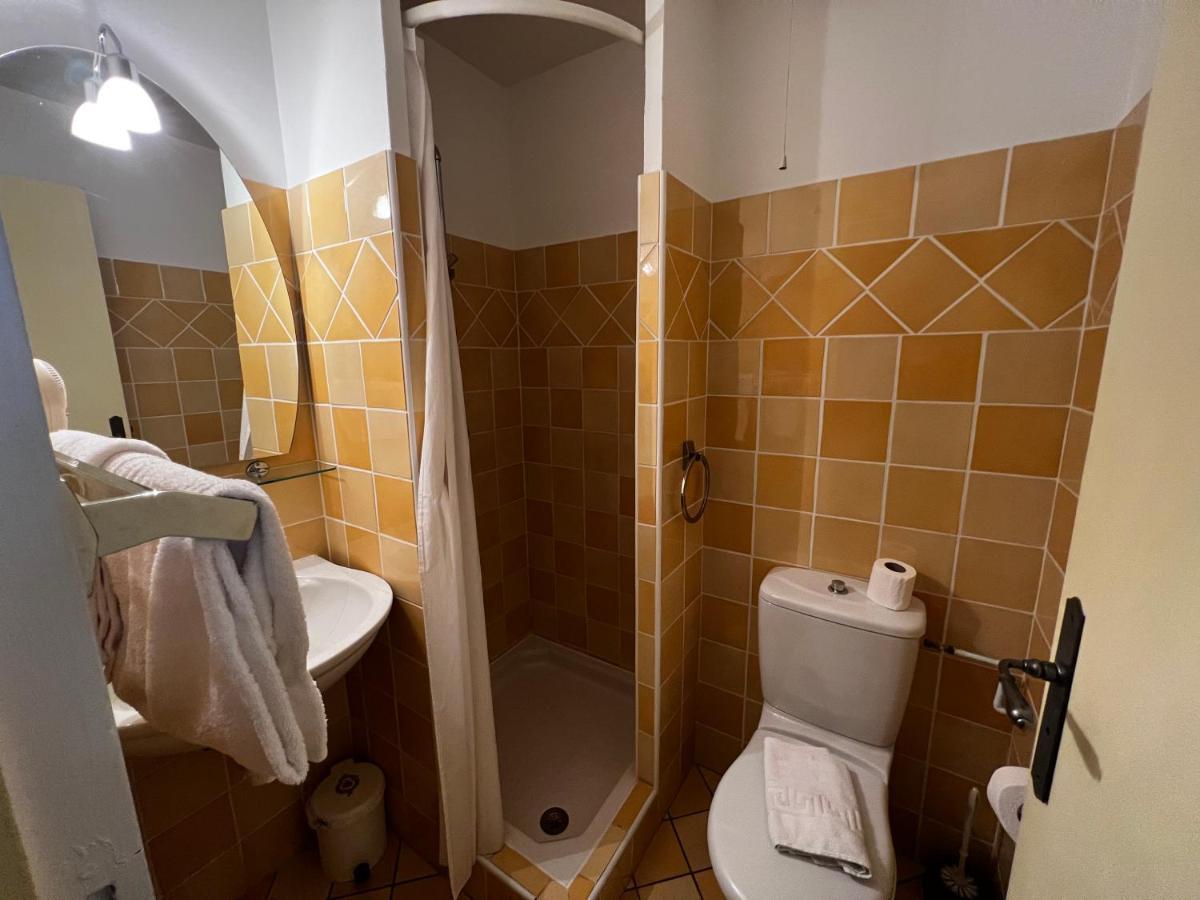 Le Vieux Chateau Егин Екстериор снимка