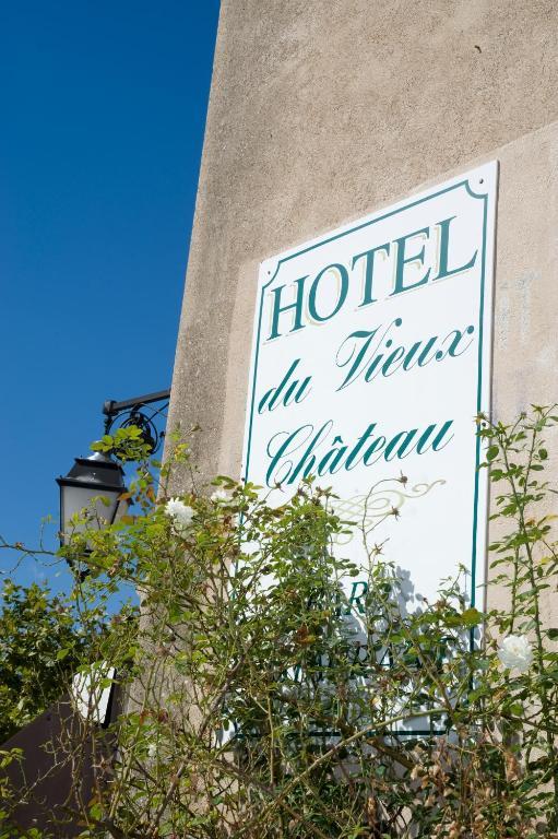 Le Vieux Chateau Егин Екстериор снимка