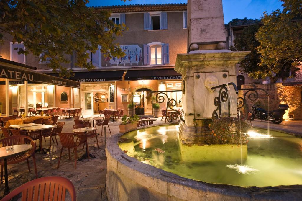 Le Vieux Chateau Егин Екстериор снимка